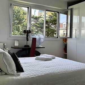 Kamer met een Queen Size Bed
